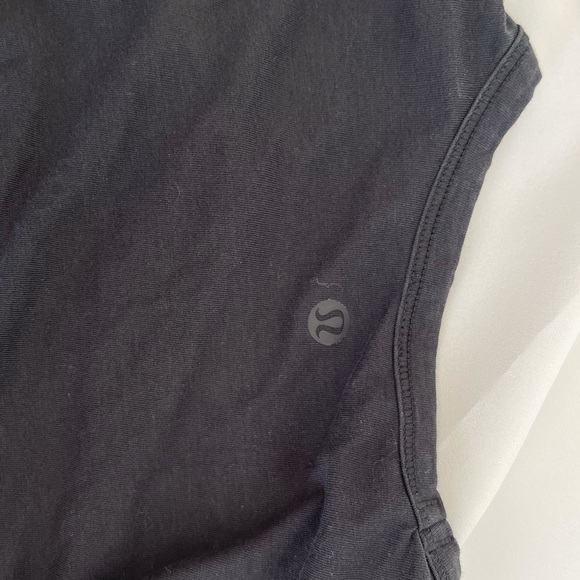 Lululemon Muscle Tank with Ruched Sides - Picture 4 of 4